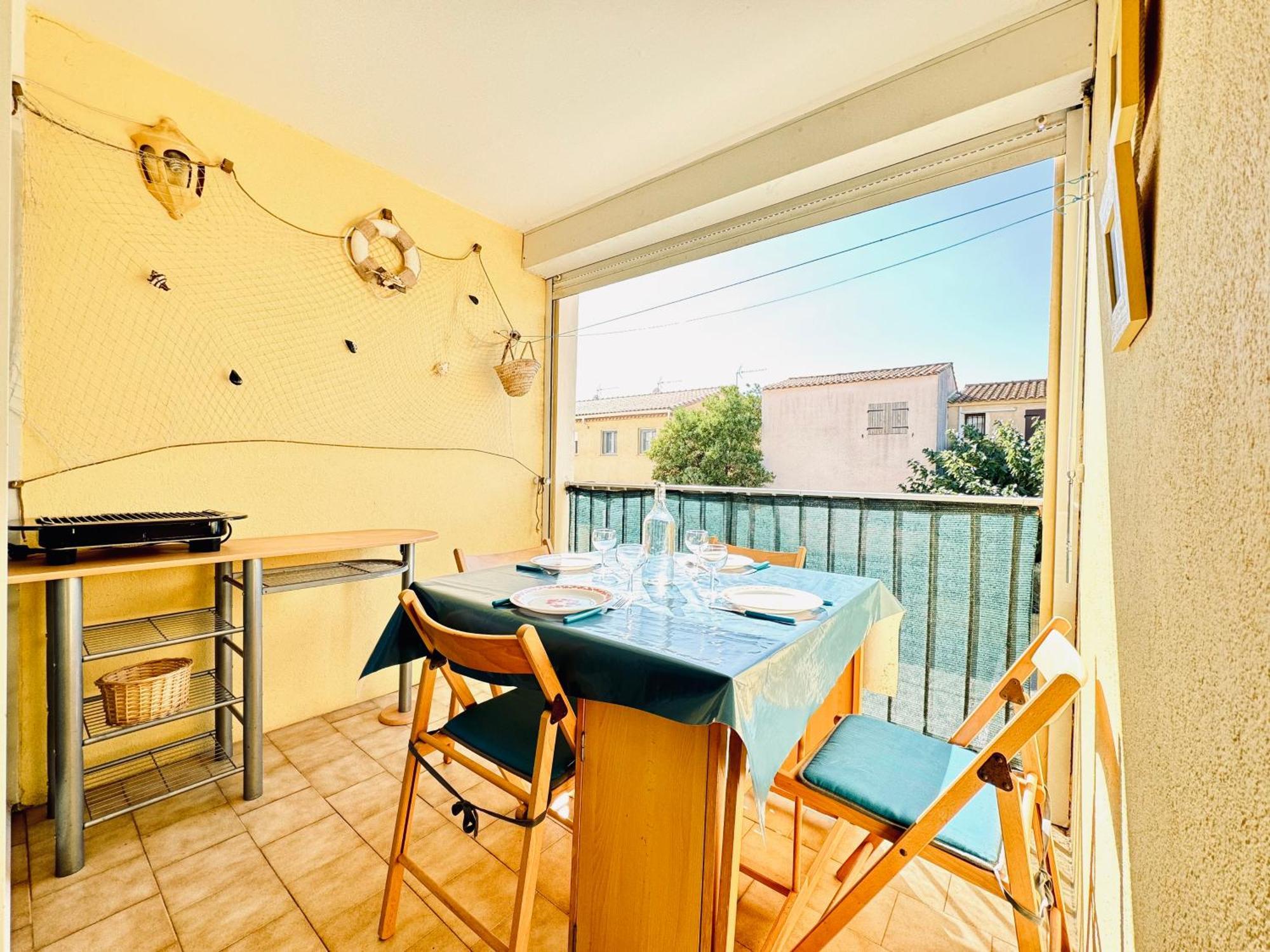 Apartment 15 Min A Pieds De La Mer- Piscine Privee- Place De Parking Privee Saint-Pierre-la-Mer (Aude)